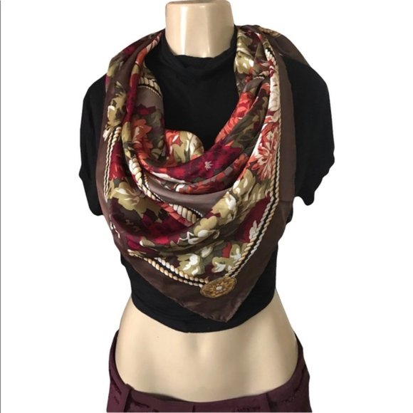 Beautiful Floral Ornate Silk Olive Green Scarf - Picture 2 of 7